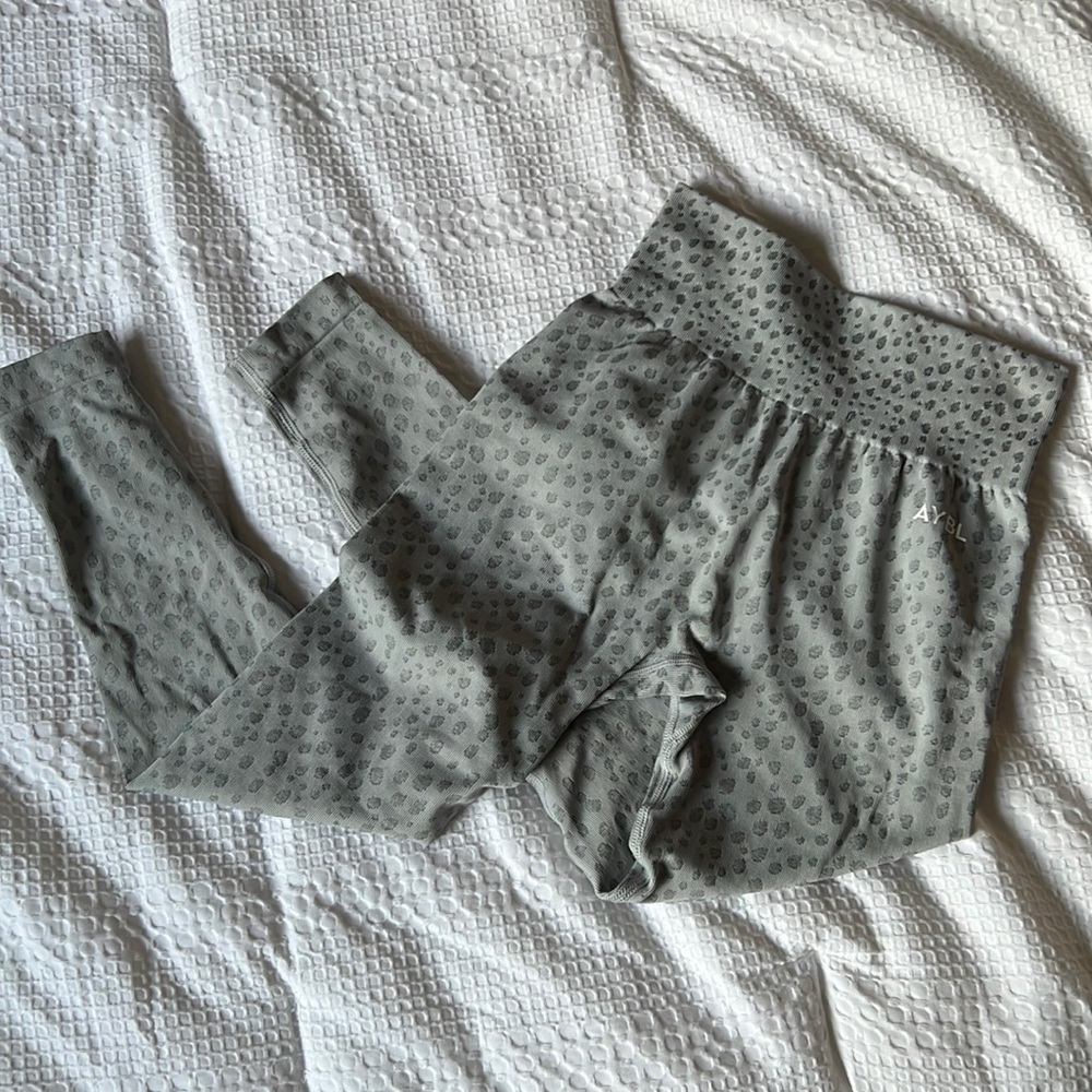 AYBL grey speckle leggings